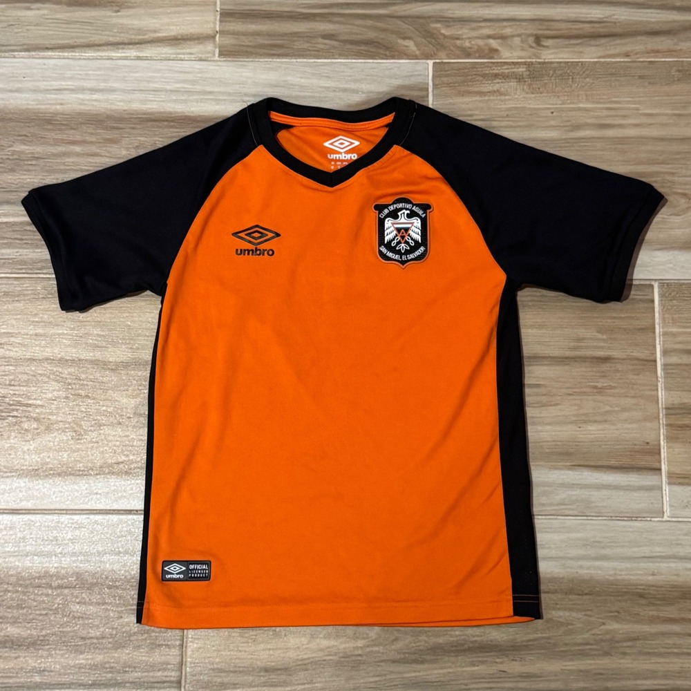 Umbro CD Aguila Soccer Jersey Orange Black El Salvador Youth Size 12